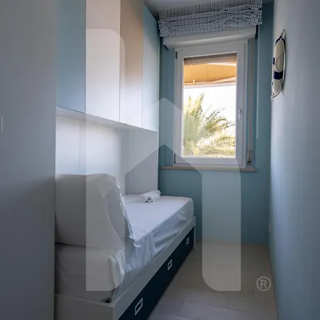 Homiday - Olimpo Fronte Mare Luxury *