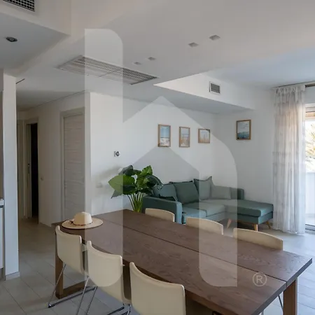 Apartment Homiday - Olimpo Fronte Mare Luxury