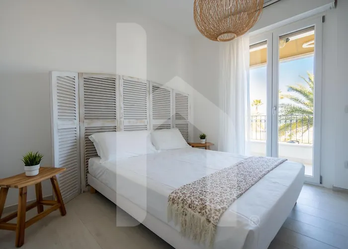 Homiday - Olimpo Fronte Mare Luxury Διαμέρισμα Roseto Degli Abruzzi