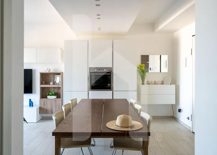 Διαμέρισμα Homiday - Olimpo Fronte Mare Luxury Roseto Degli Abruzzi