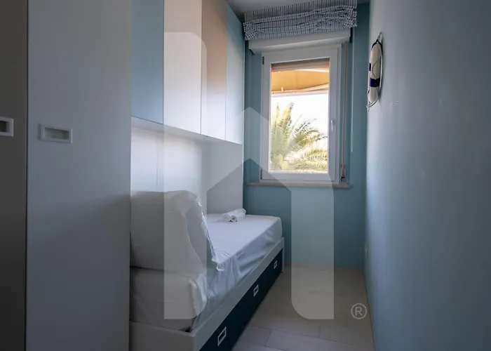 Homiday - Olimpo Fronte Mare Luxury *