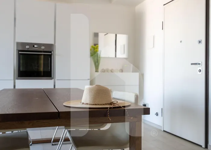 Homiday - Olimpo Fronte Mare Luxury Διαμέρισμα Roseto Degli Abruzzi